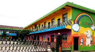 幼兒園外墻翻新彩繪，開(kāi)學(xué)即煥新裝